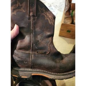 Ariat boots. 9 1/2